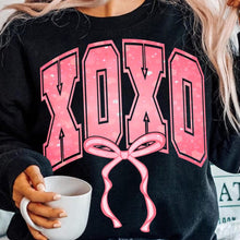 Load image into Gallery viewer, XOXO with a Bow
